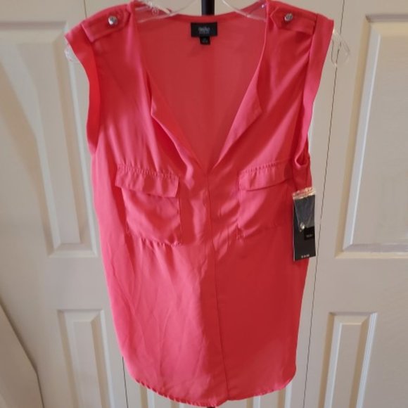 Mixit Red Sleeveless V-neck Blouse Size S/P NWT - Picture 1 of 5